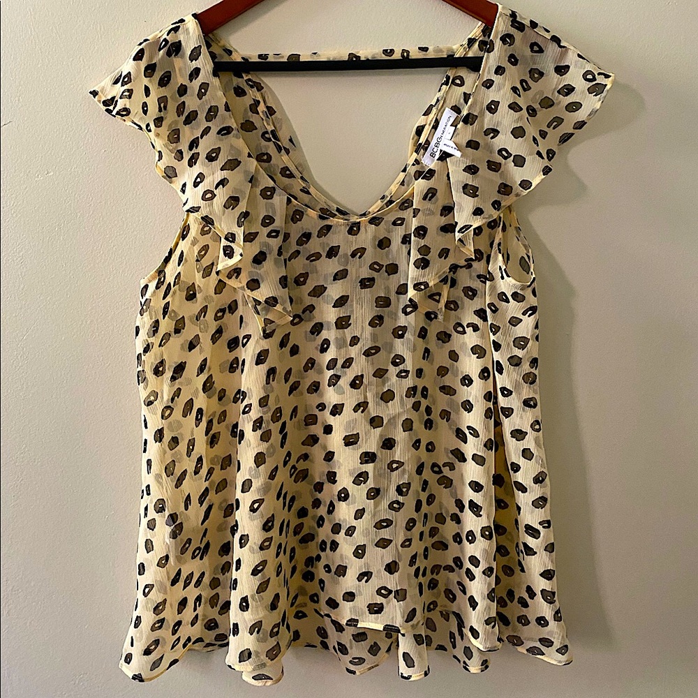BCBG French-Style Abstract Polka Dot Flutter Top